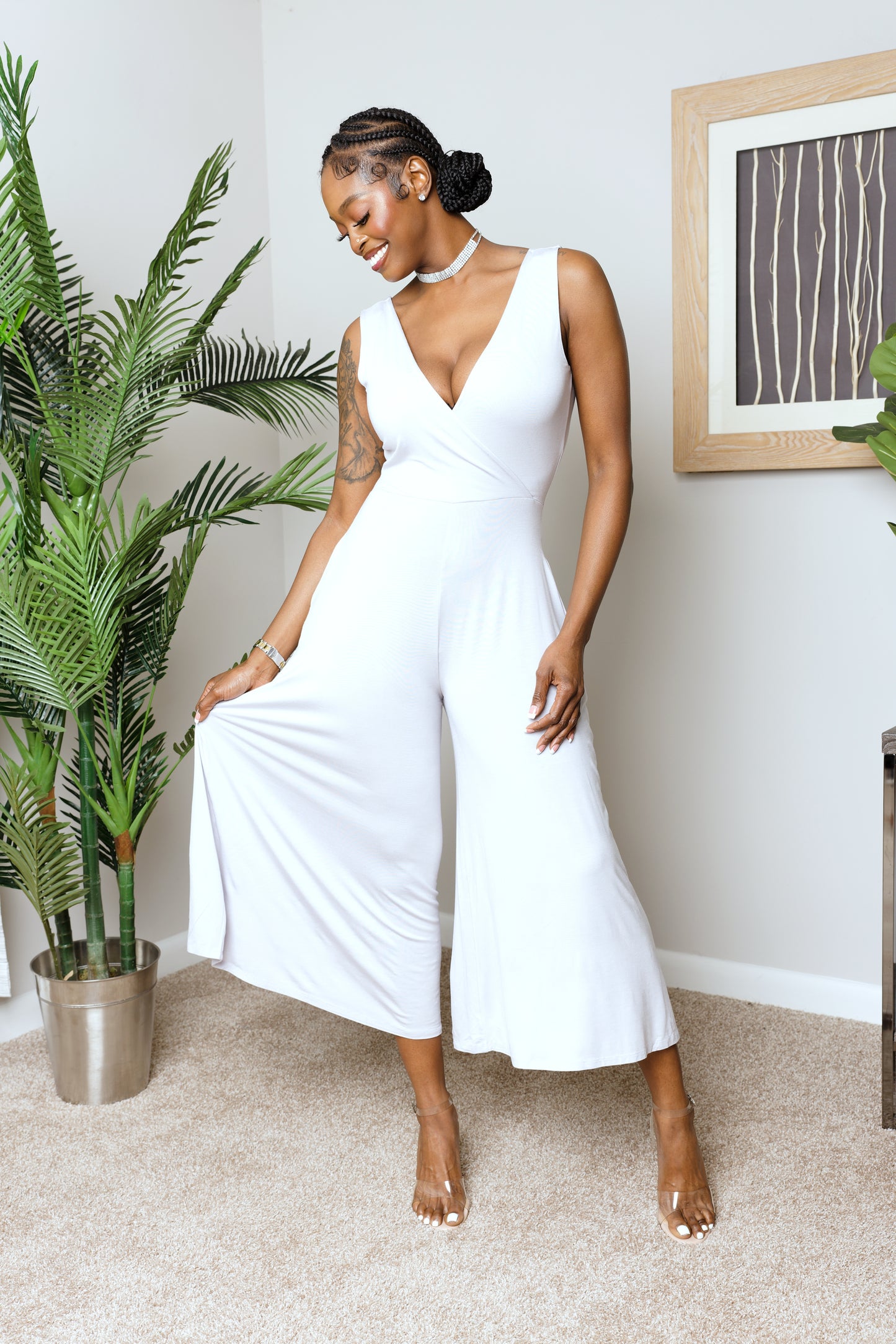 SURPLICE NECKLINE SLEEVELESS JUMPSUIT W/ POCKETS| SILVER