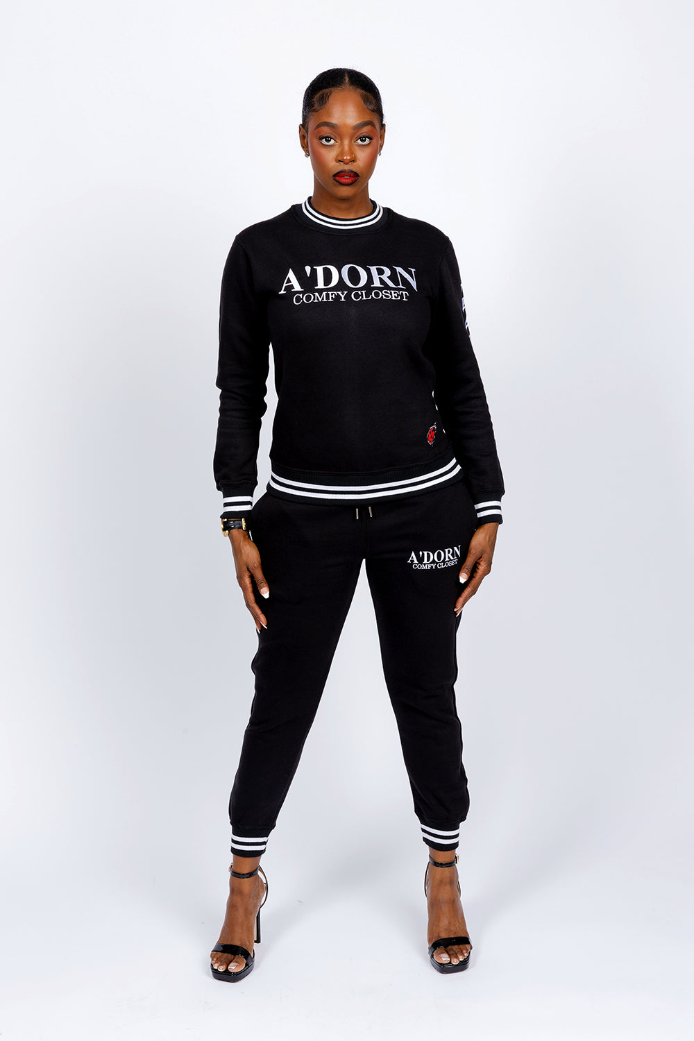THE ASHLEY COLLECTION- WOMEN'S LUXURY SIGNATURE LOUNGEWEAR JOGGER SET