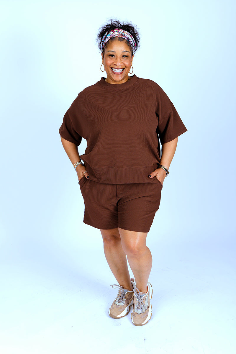 PLUS SIZE RIBBED ROUND NECK WAIST BANDED SHORTS SET- CHOCOLATE