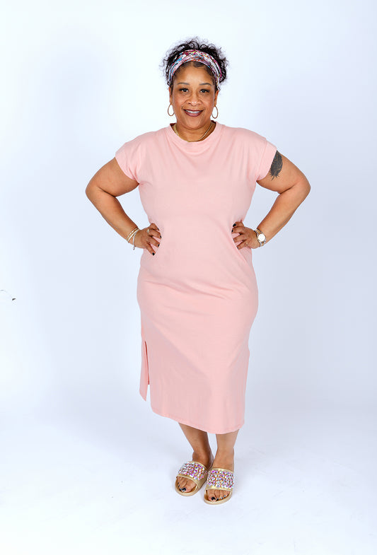 PLUS SIZE ROUND NECK SHORT SLEEVE MIDI DRESS W/ SLITS| TAN ROSE