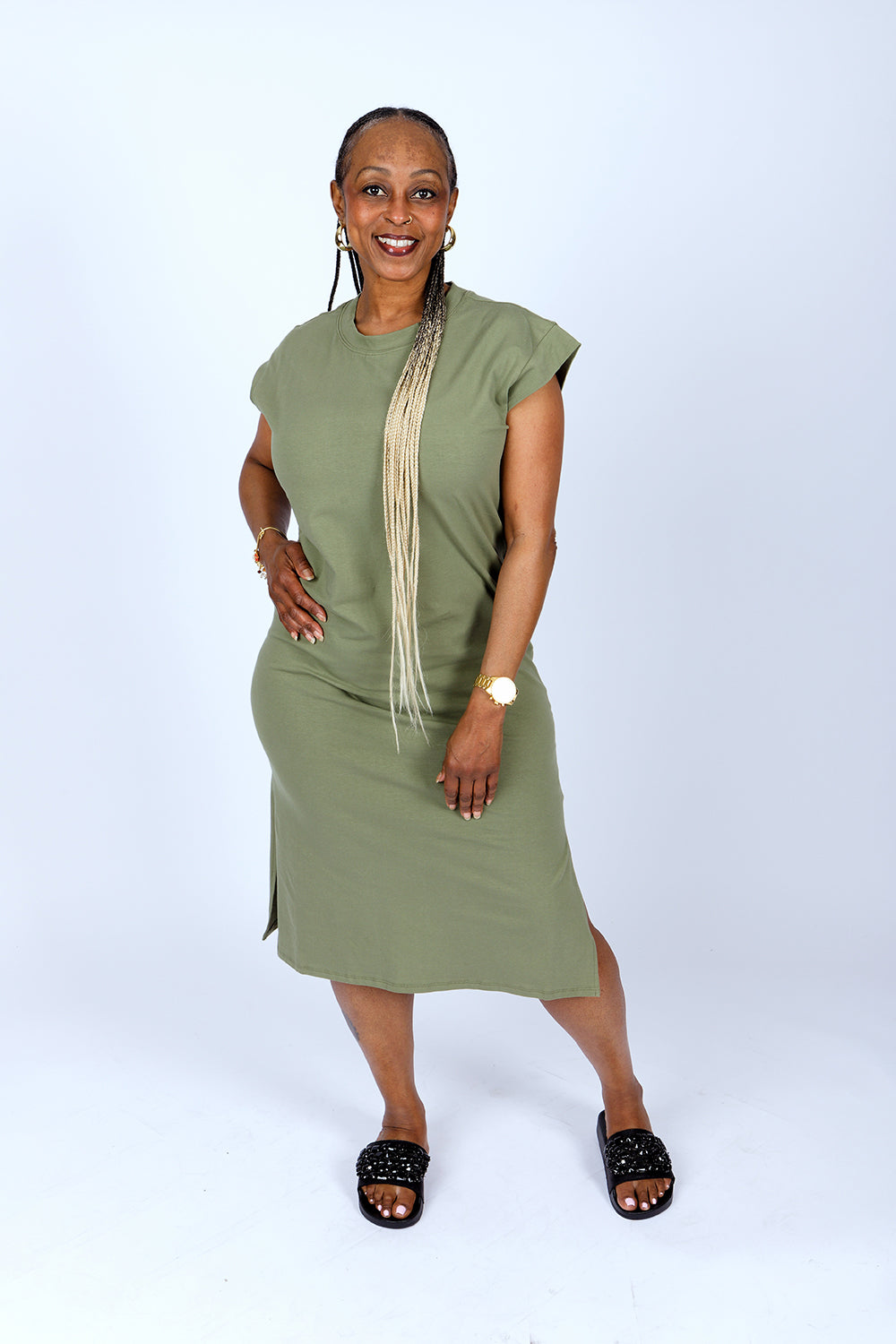 ROUND NECK SHORT SLEEVE MIDI DRESS W/ SLITS| LT. OLIVE
