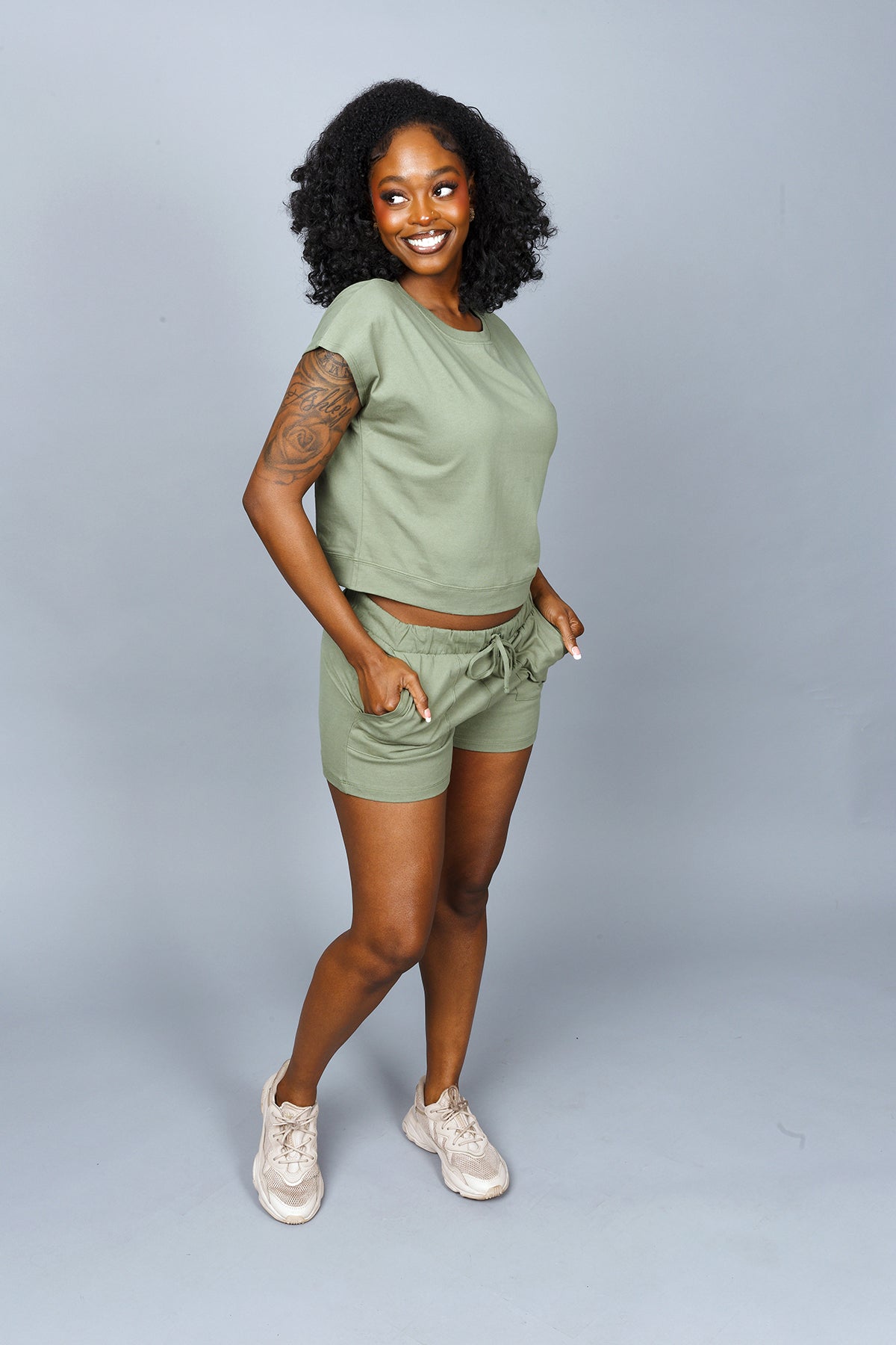 SLEEVELESS PREMIUM COTTON SHORTS SETS W/ POCKETS- LT. OLIVE