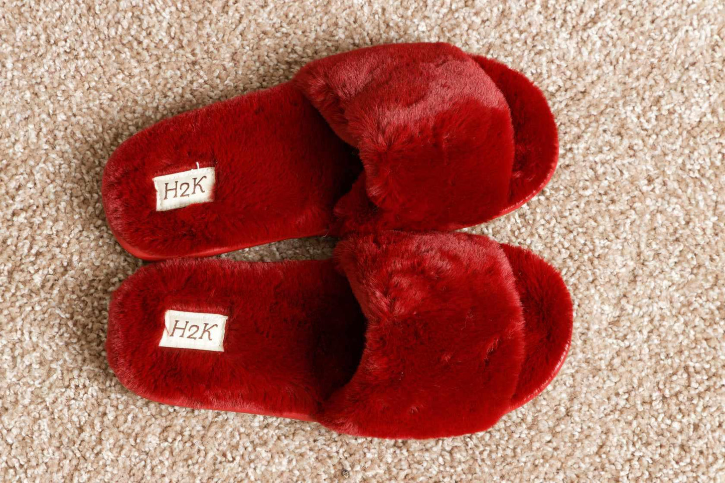 ON A CLOUD SLIPPERS
