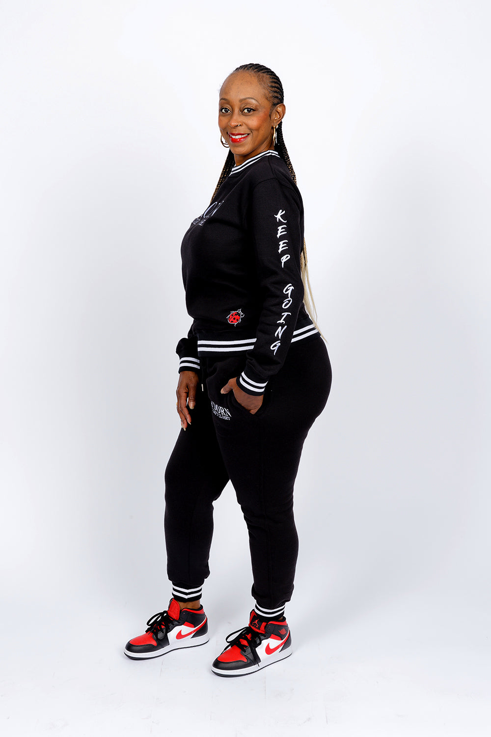 THE ASHLEY COLLECTION- WOMEN'S LUXURY SIGNATURE LOUNGEWEAR JOGGER SET